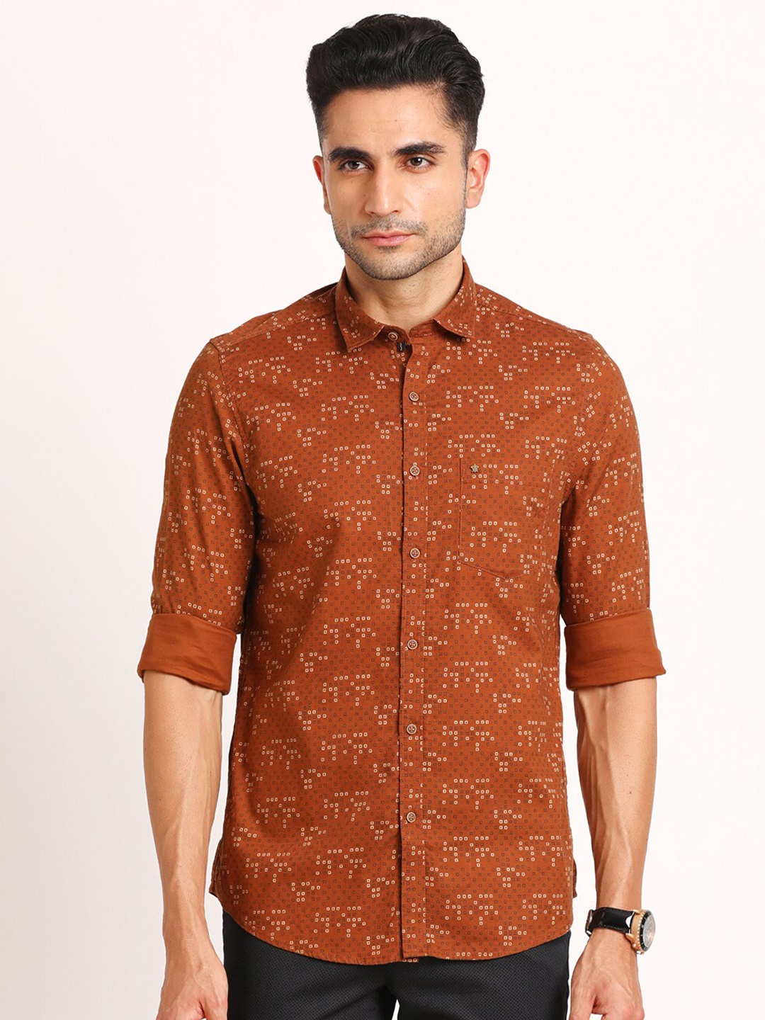 

Turtle Printed Relaxed Slim Fit Pure Cotton Casual Shirt, Brown
