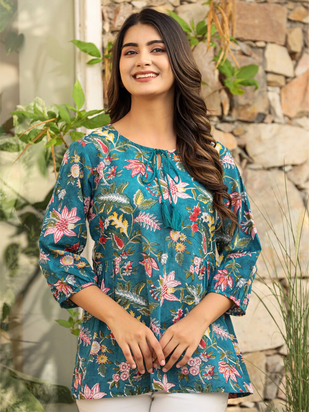

Jaipuri Adaah Floral Printed Tie-Up Neck Cotton Tunic, Green