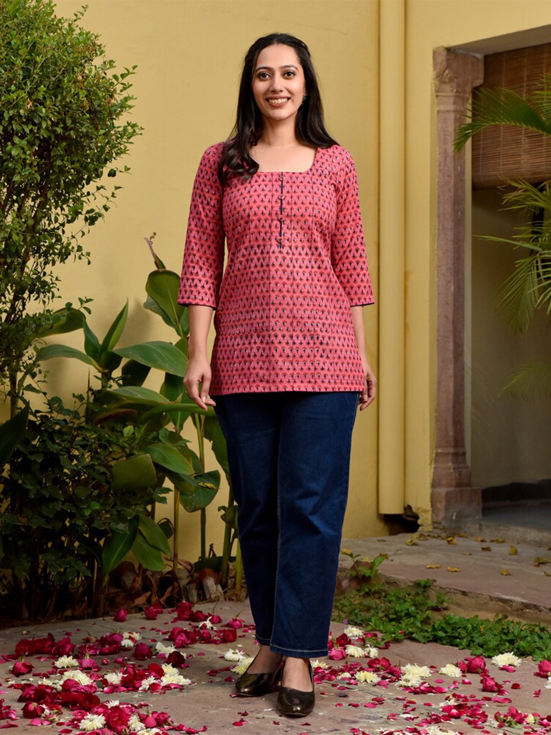 

Jaipuri Adaah Floral Printed Cotton Tunic, Pink