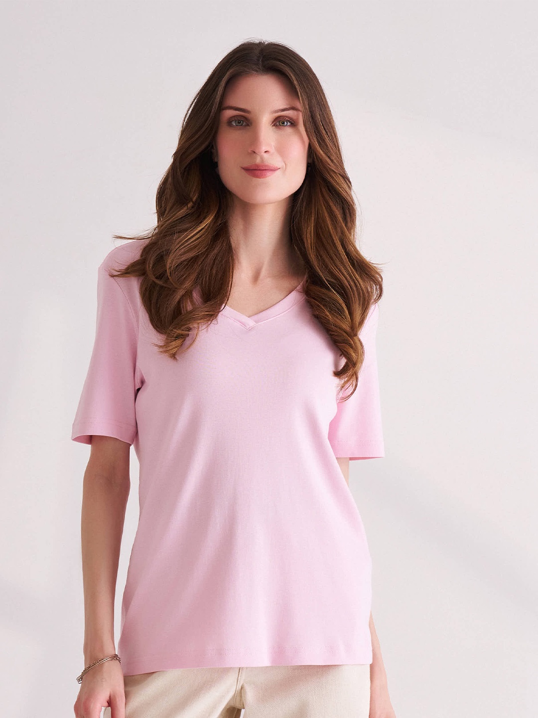 

B.Copenhagen V-Neck Relaxed Fit Pure Cotton T-shirt, Pink