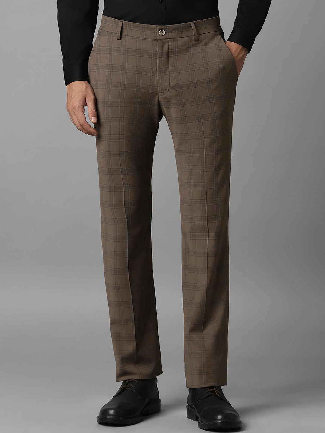 

Louis Philippe Men Slim Fit Checked Mid-Rise Formal Trousers, Brown