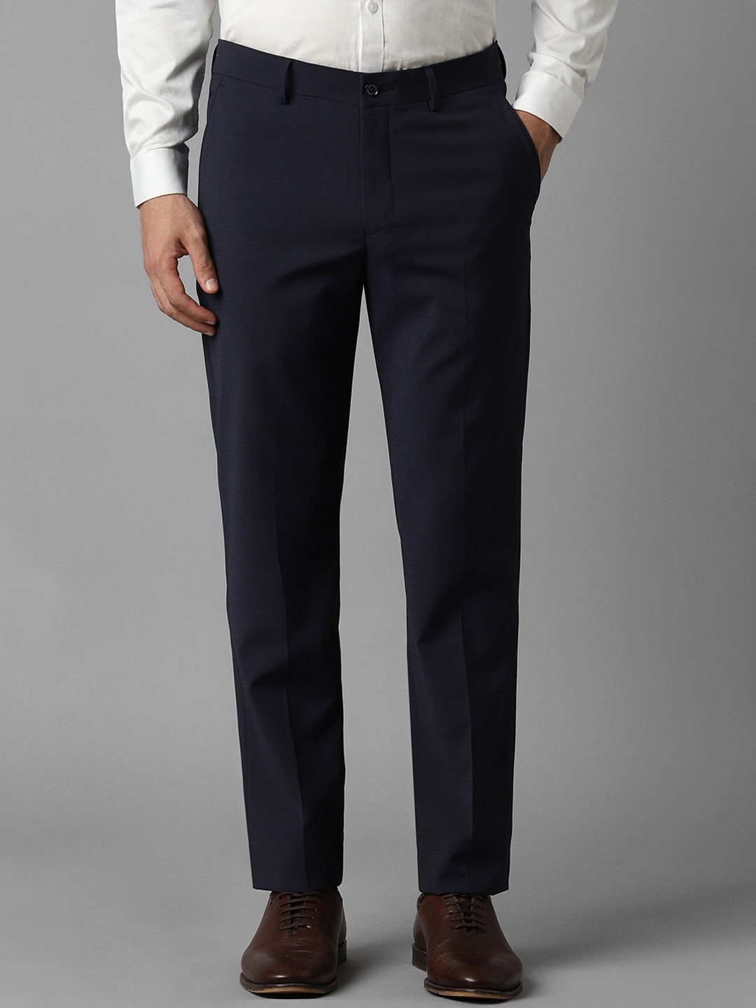 

Louis Philippe Men Slim Fit Formal Trousers, Navy blue