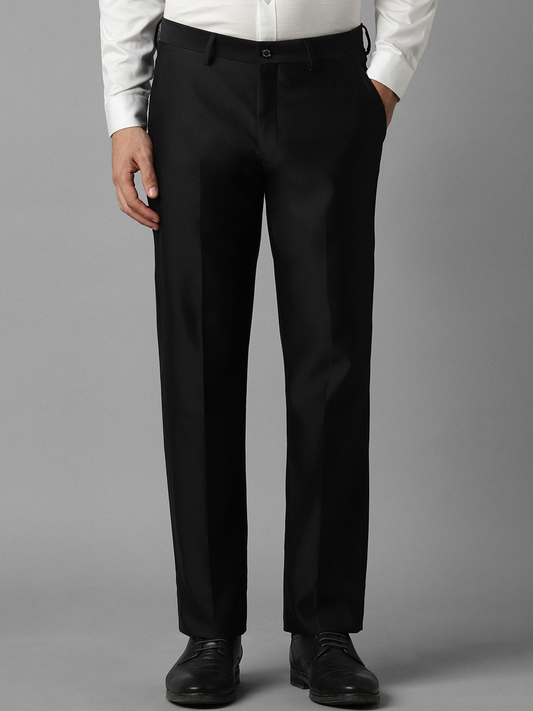 

Louis Philippe Men Regular Fit Formal Trousers, Black