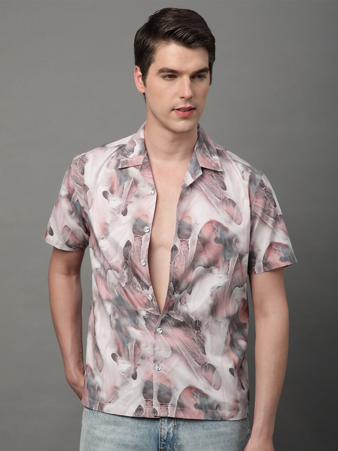 

Voroxy Relaxed Abstract Printed Cotton Casual Shirt, Peach
