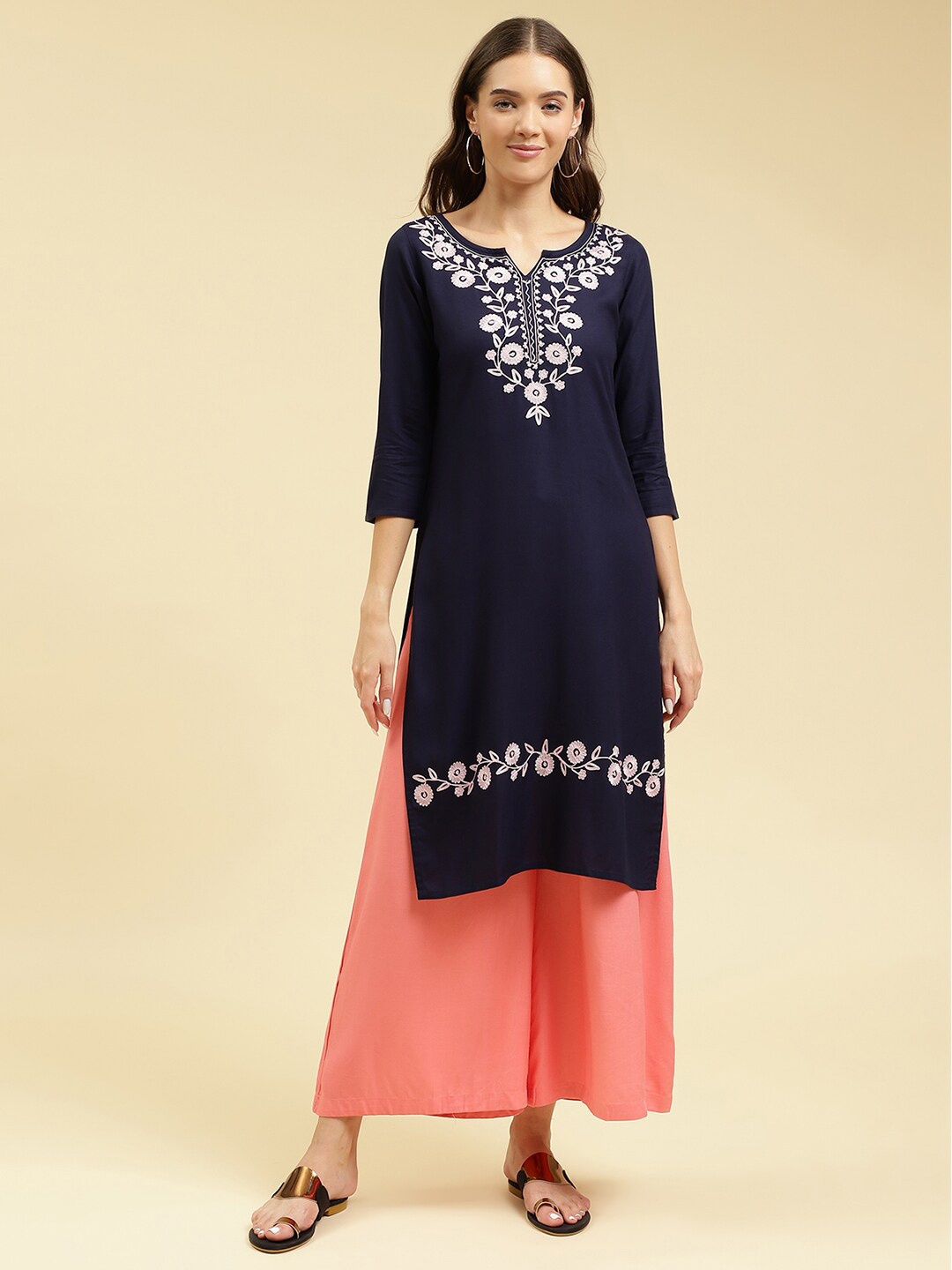 

QAZMI Kashmiri Pashmina Aari Work Straight Kurta, Green