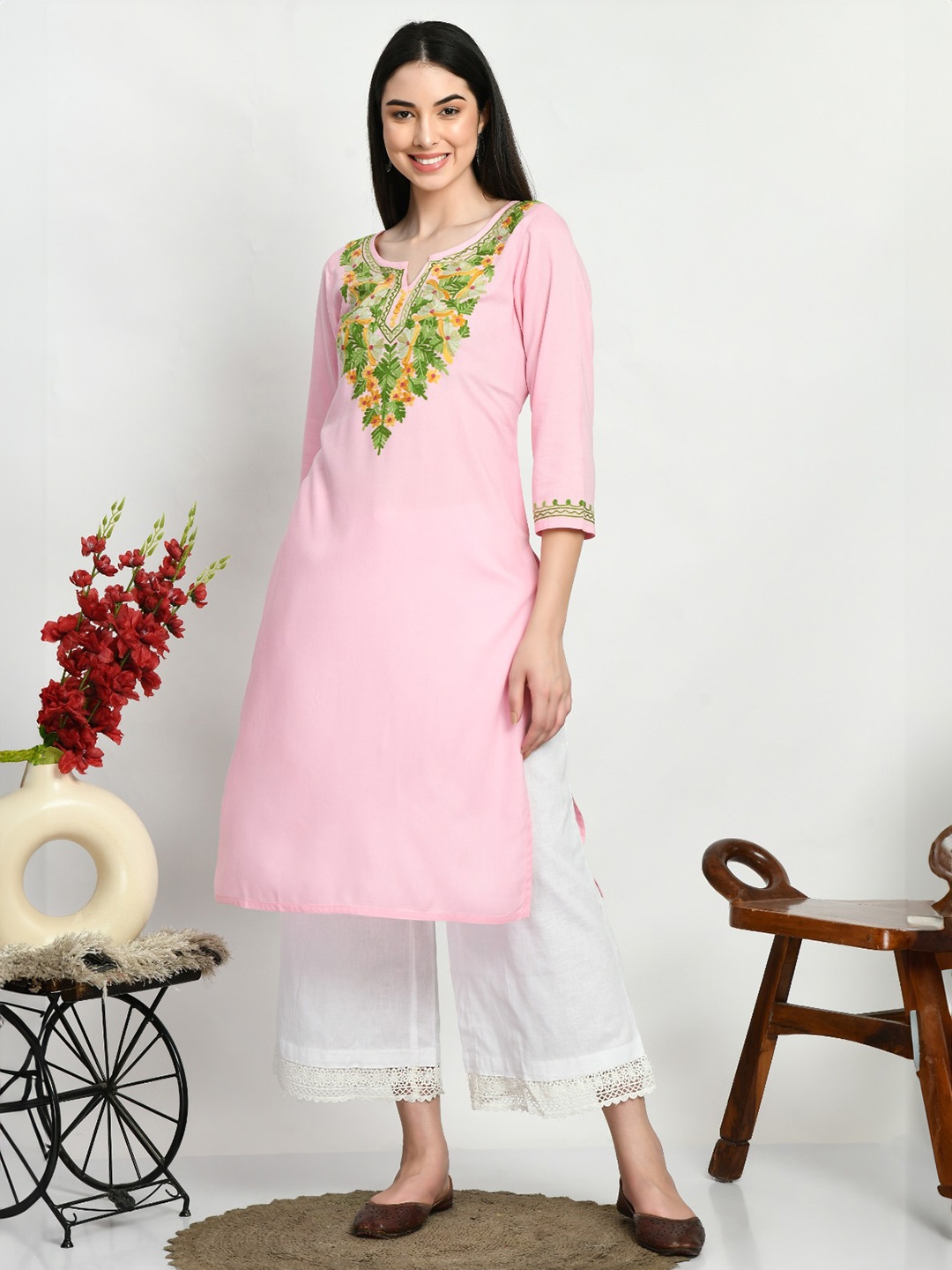 

QAZMI Kashmiri Aari Embroidered Straight Kurta, Pink