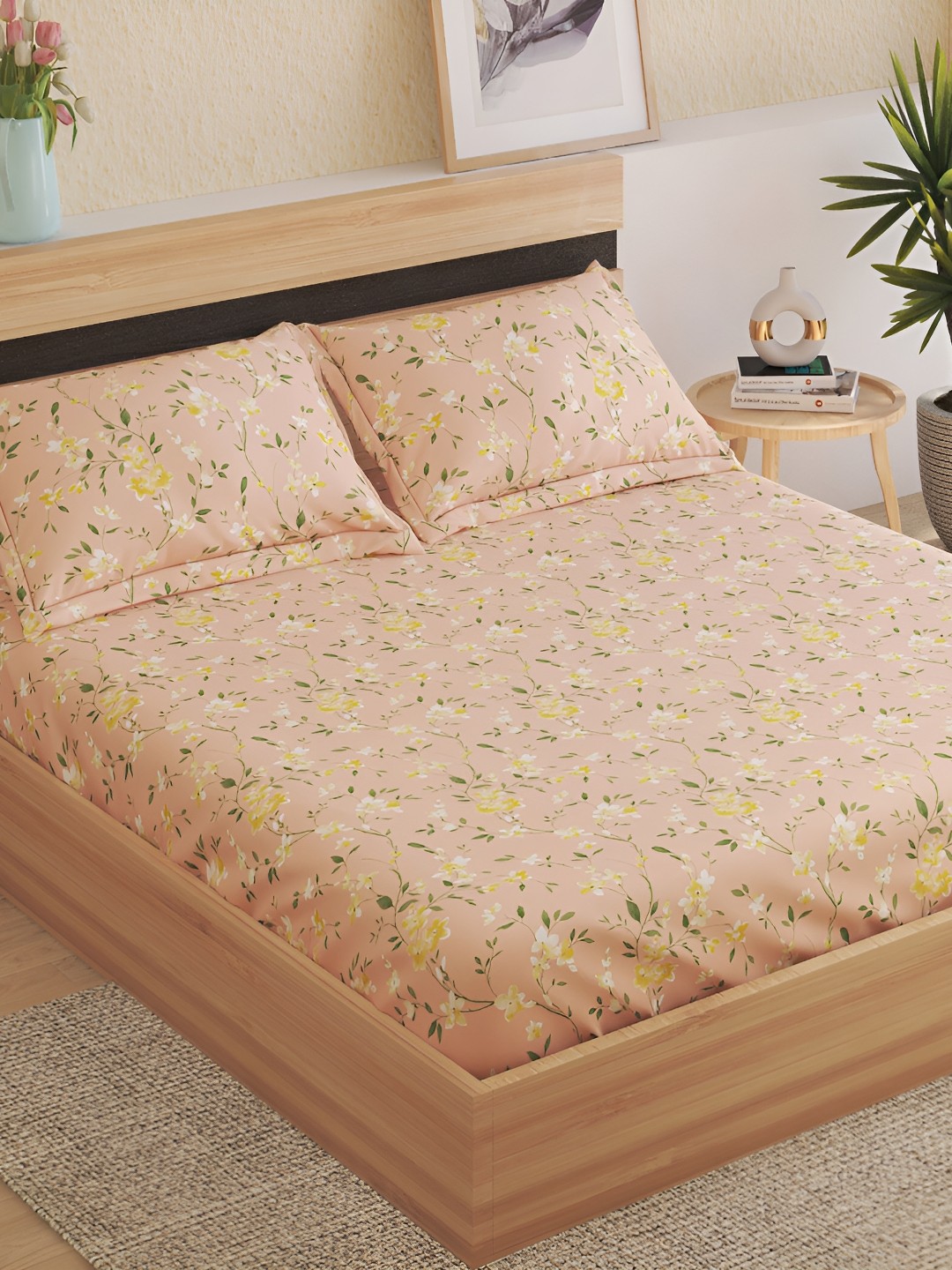 

Home Centre Orange & White Floral 144 TC Cotton King Bedsheet With 2 Pillow Covers