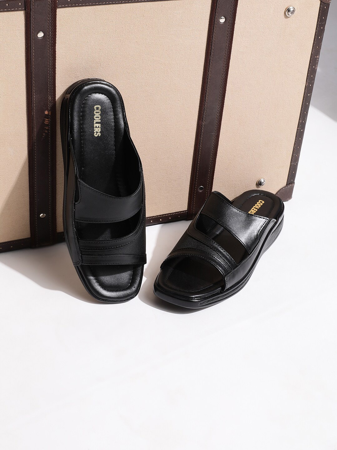 

Liberty Men Leather Comfort Sandals, Black