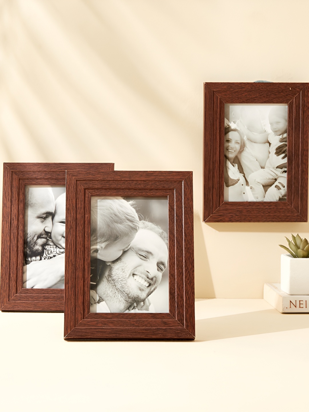 

Home Centre Pacific Sepia Sepia Plus Brown 3 Pieces MDF Table Photo Frames