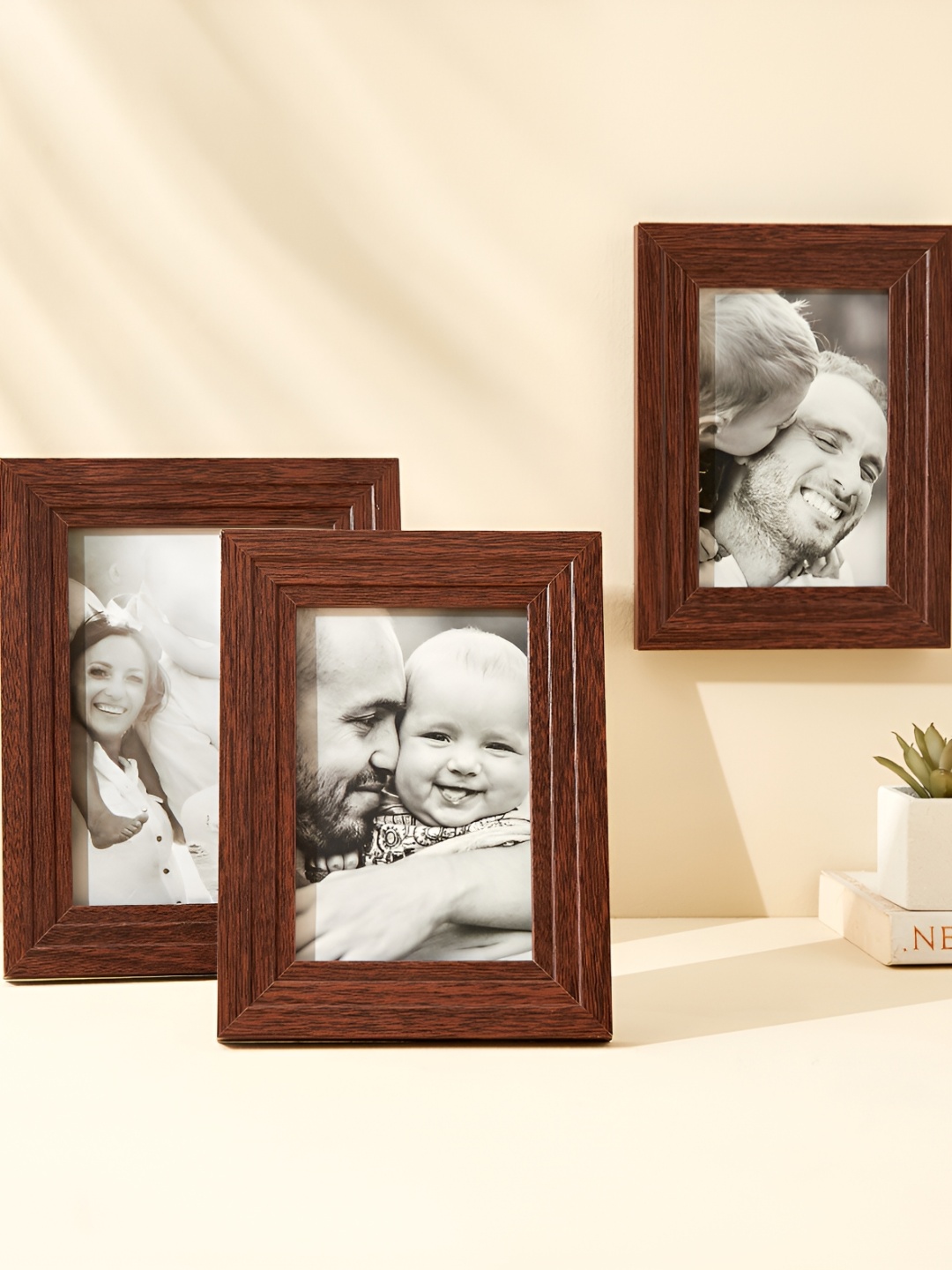 

Home Centre Pacific Sepia Plus Brown 3 Pieces MDF Table Photo Frames