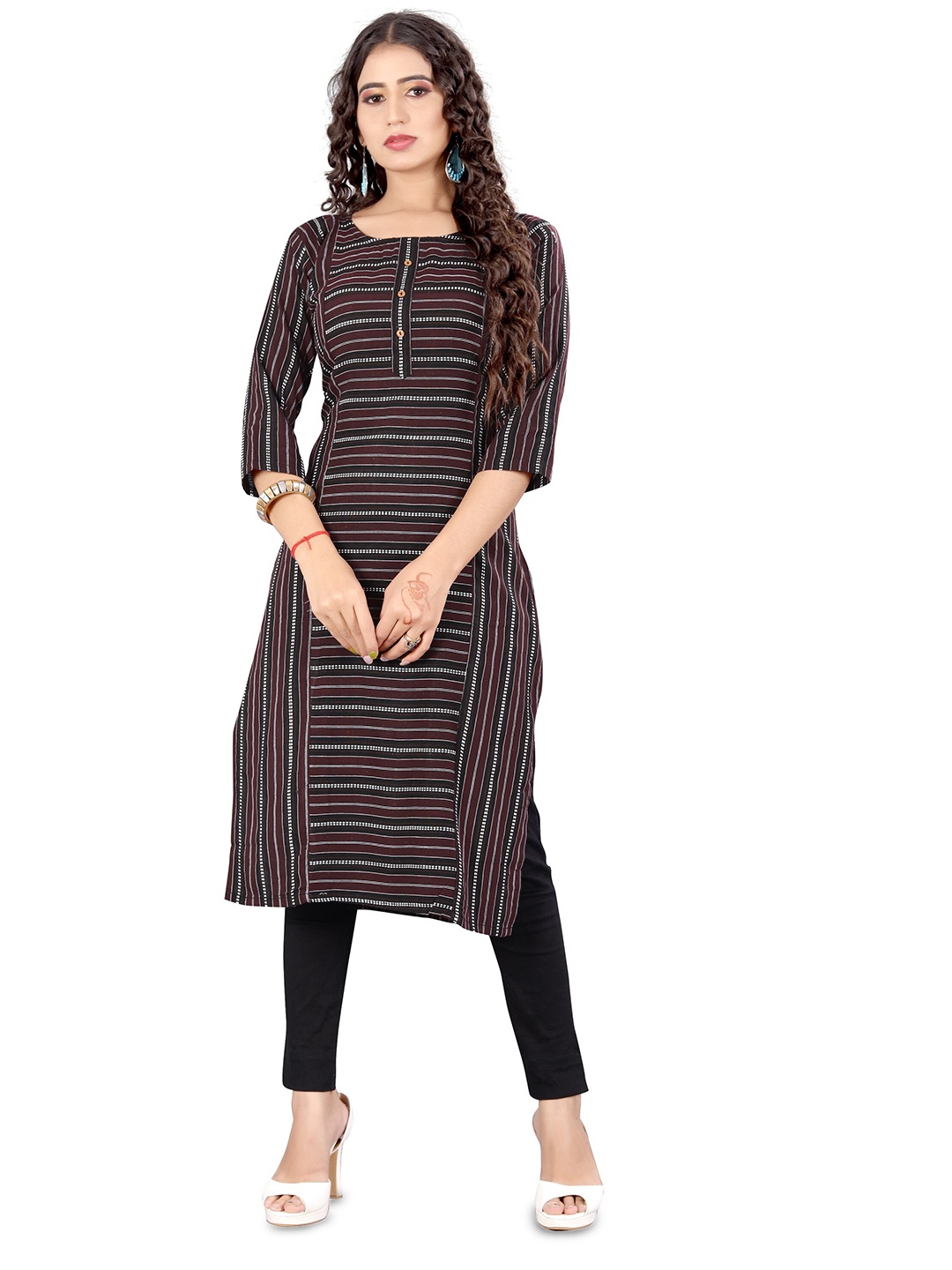 

Rujave Striped Pure Cotton Straight Kurta, Black