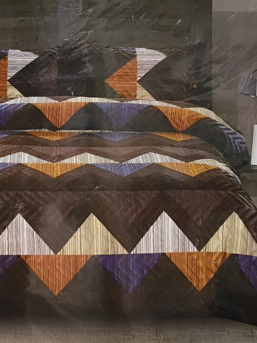

Signature Brown & Blue Geometric 160 TC Queen Bedsheet with 2 Pillow Covers