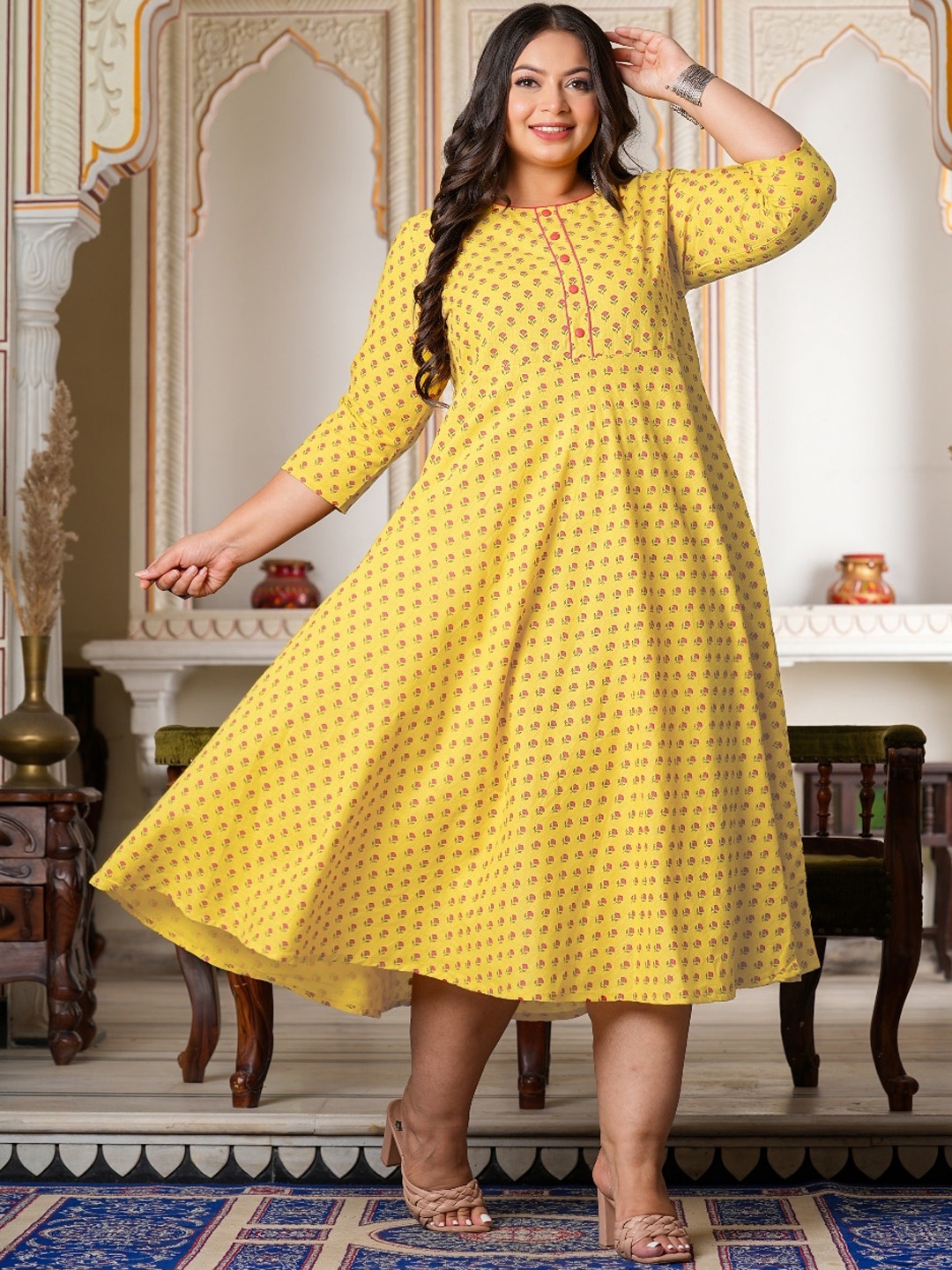 

KALINI Plus Size Ethnic Motifs Printed Anarkali Kurta, Yellow