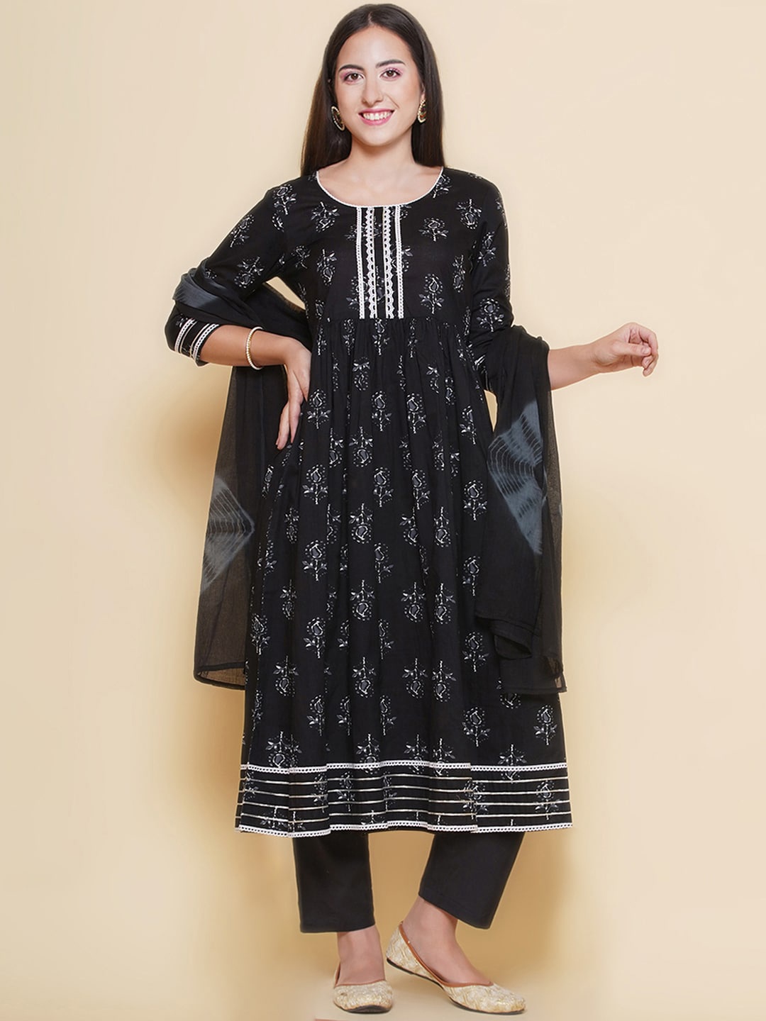 

NAMA'S Floral Printed Pure Cotton Pleated A-Line Kurta with Trousers & Dupatta, Black