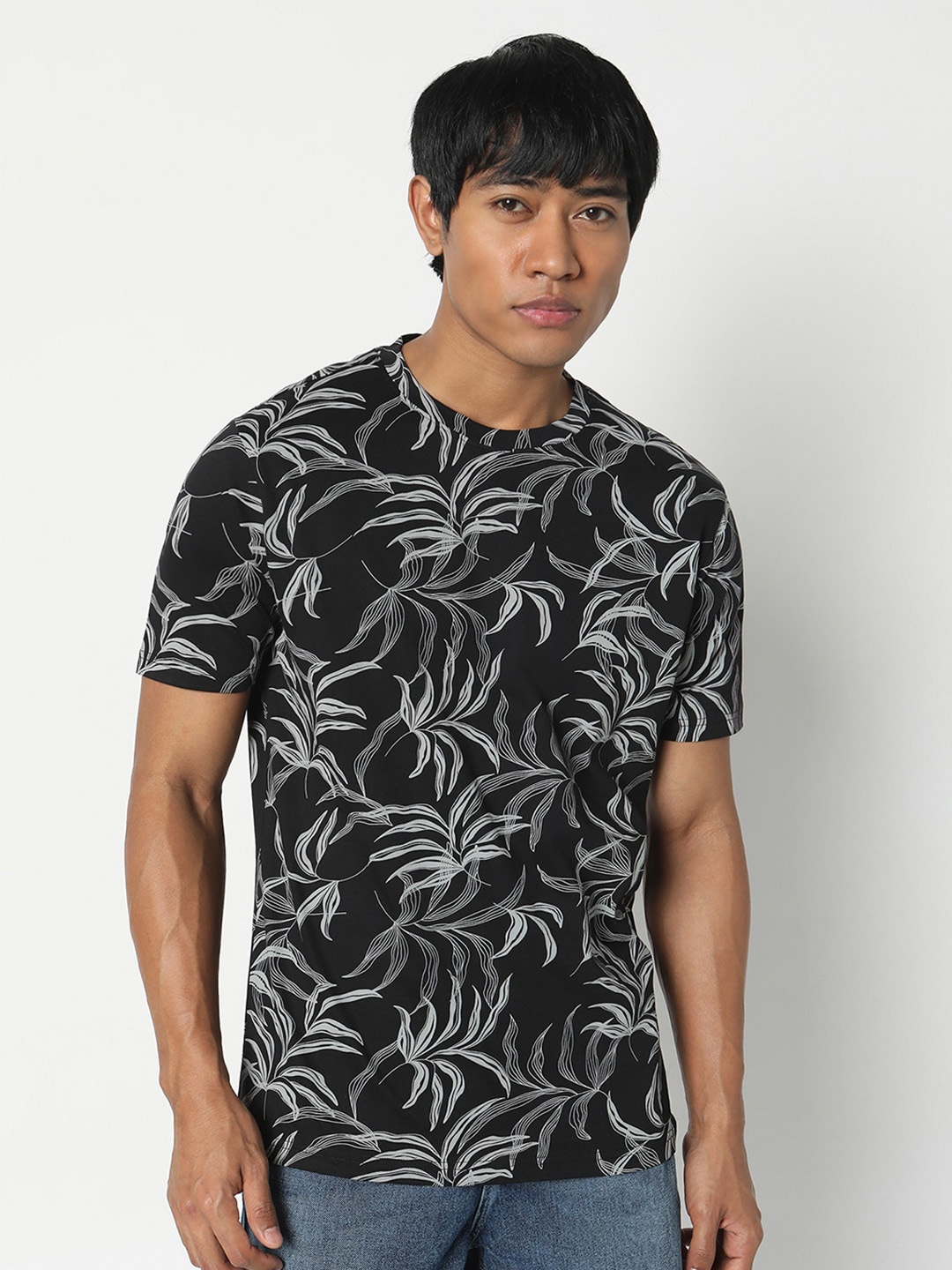 

R&B Floral Printed Cotton T-Shirt, Black