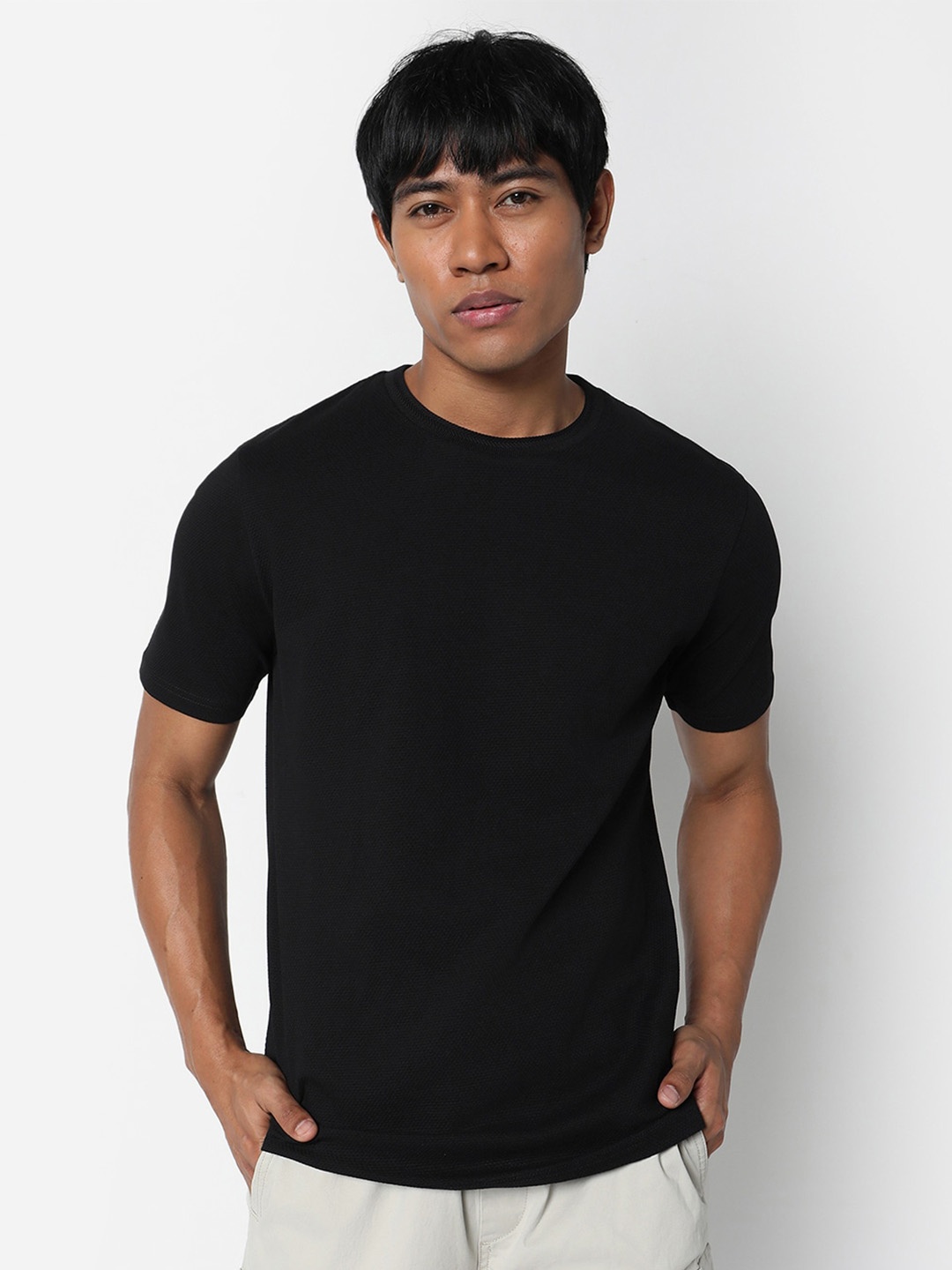 

R&B Round Neck Cotton T-Shirt, Black