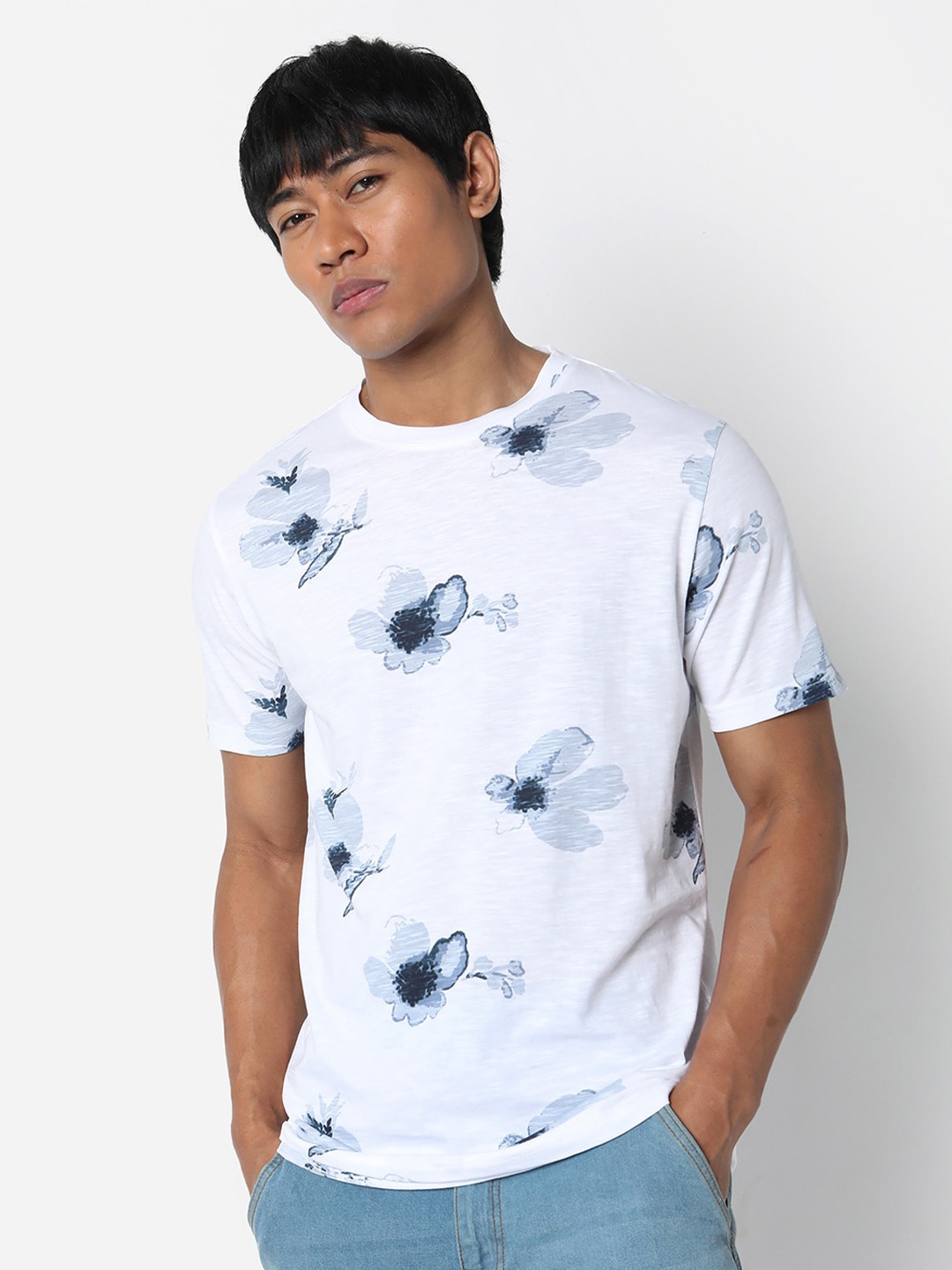 

R&B Floral Printed Round Neck T-shirt, White