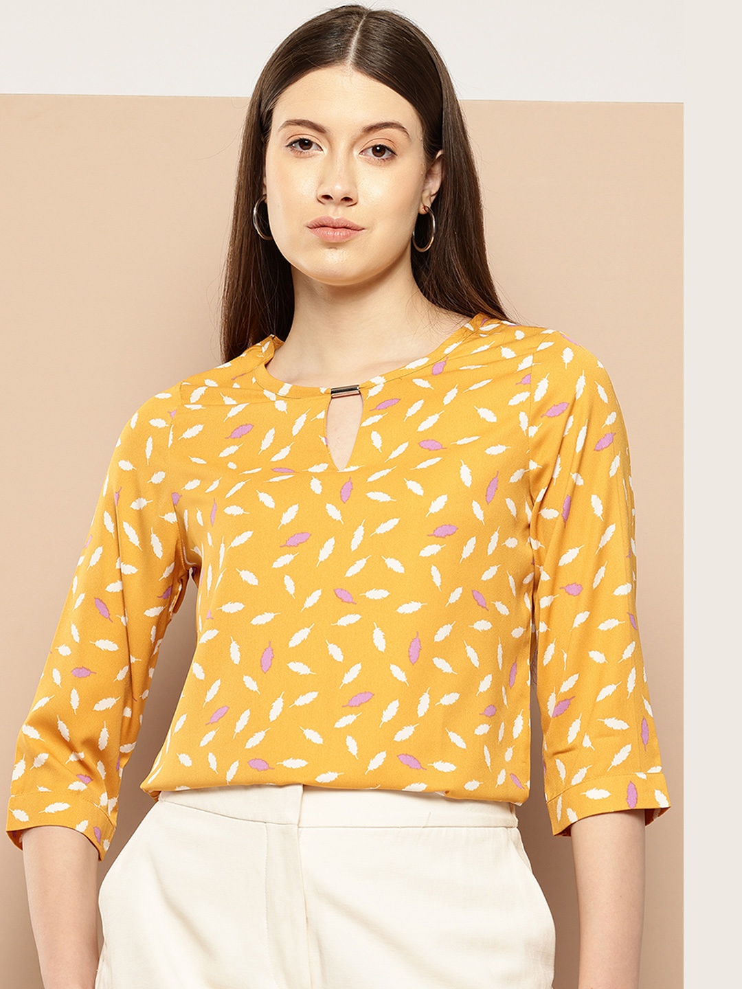 

her by invictus Printed Top, Mustard