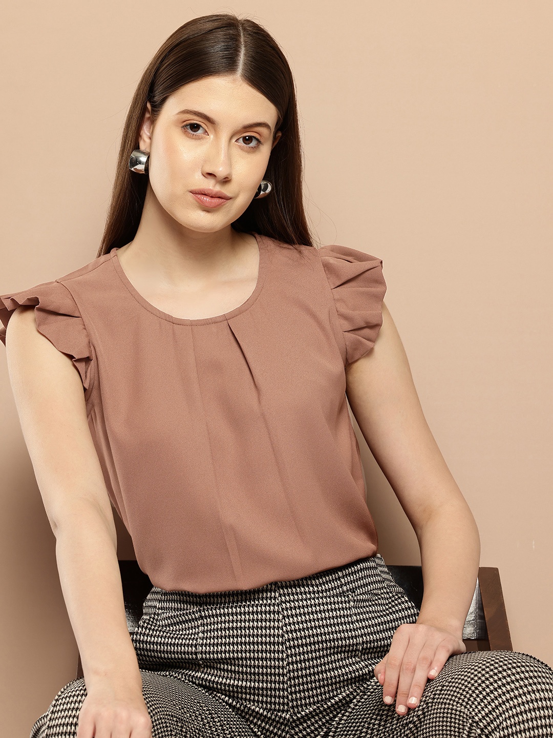 

her by invictus Extended Sleeves Ruffles Top, Brown