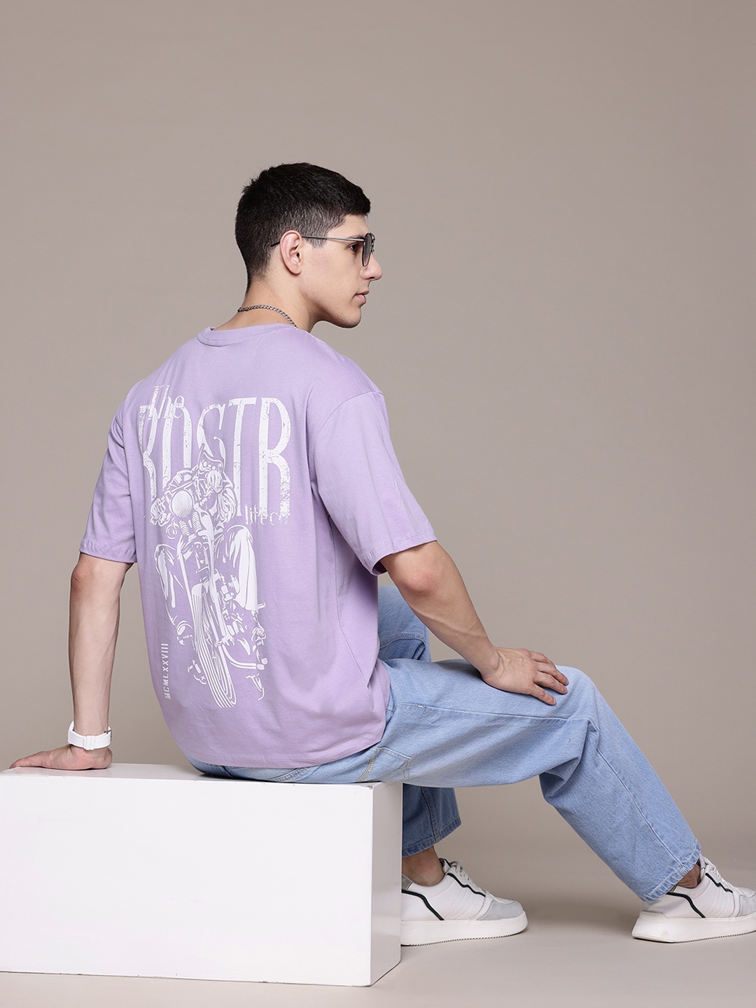 

The Roadster Lifestyle Co. Printed Relaxed Fit Pure Cotton T-shirt, Lavender