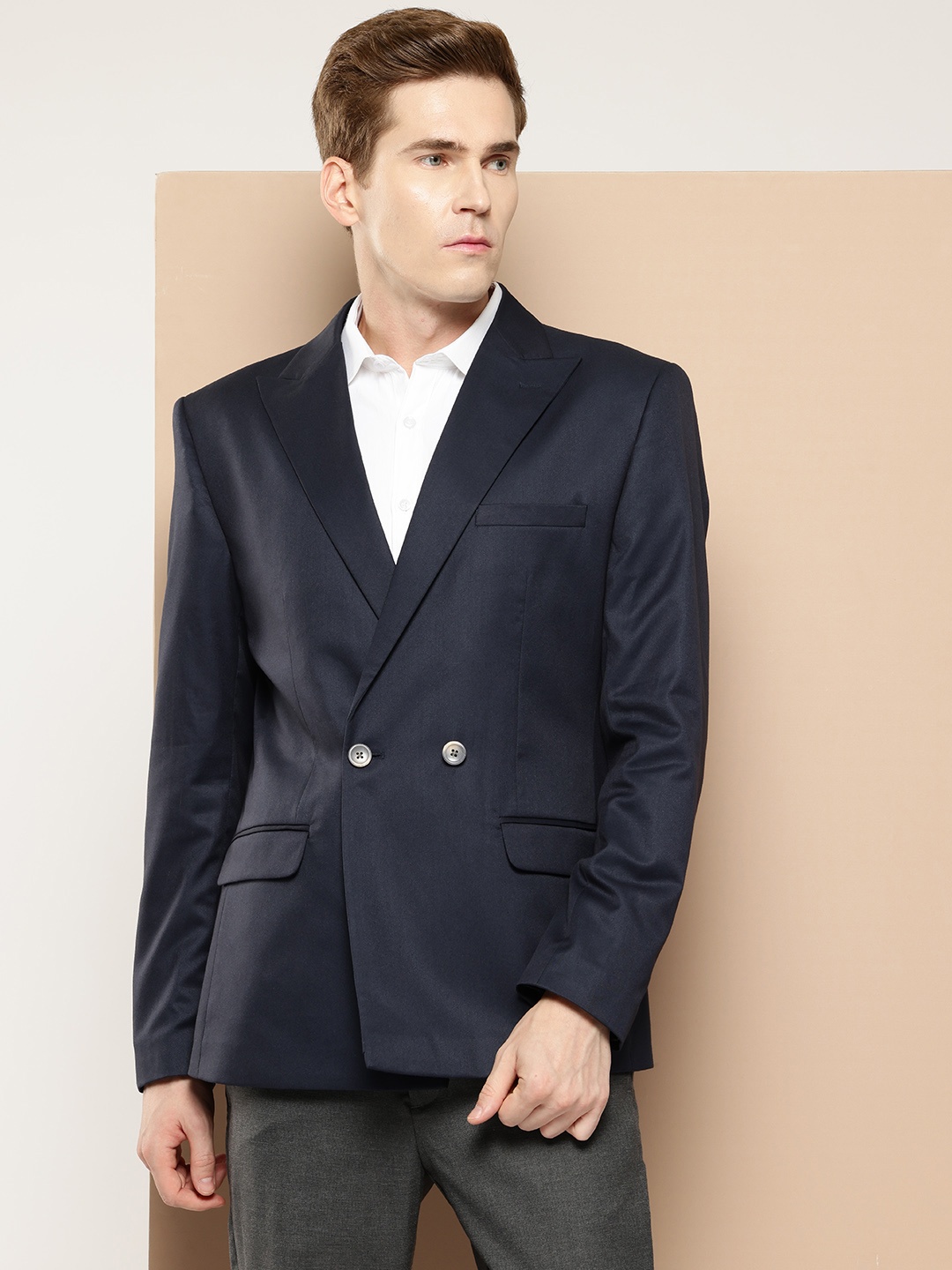 

INVICTUS Slim Fit Double-Breasted Formal Blazer, Navy blue