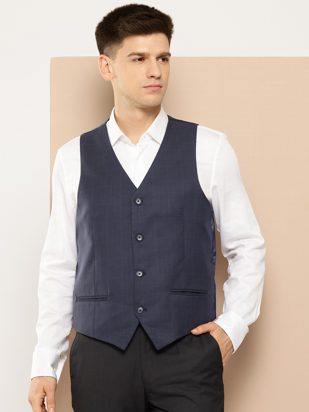 

INVICTUS Tartan Checked Slim Fit Waistcoat, Navy blue
