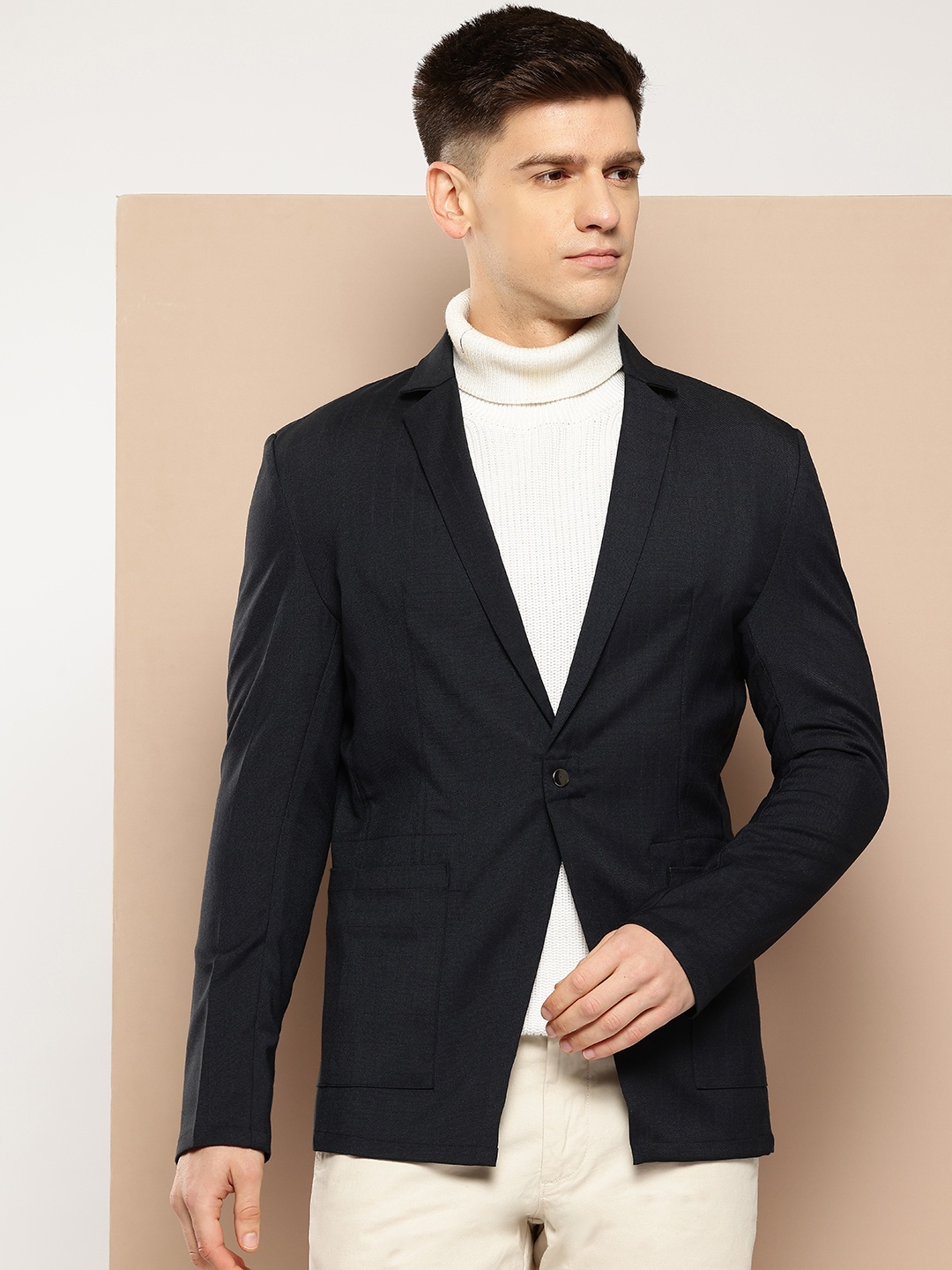 

INVICTUS Notched Lapel Single-Breasted Blazer, Black