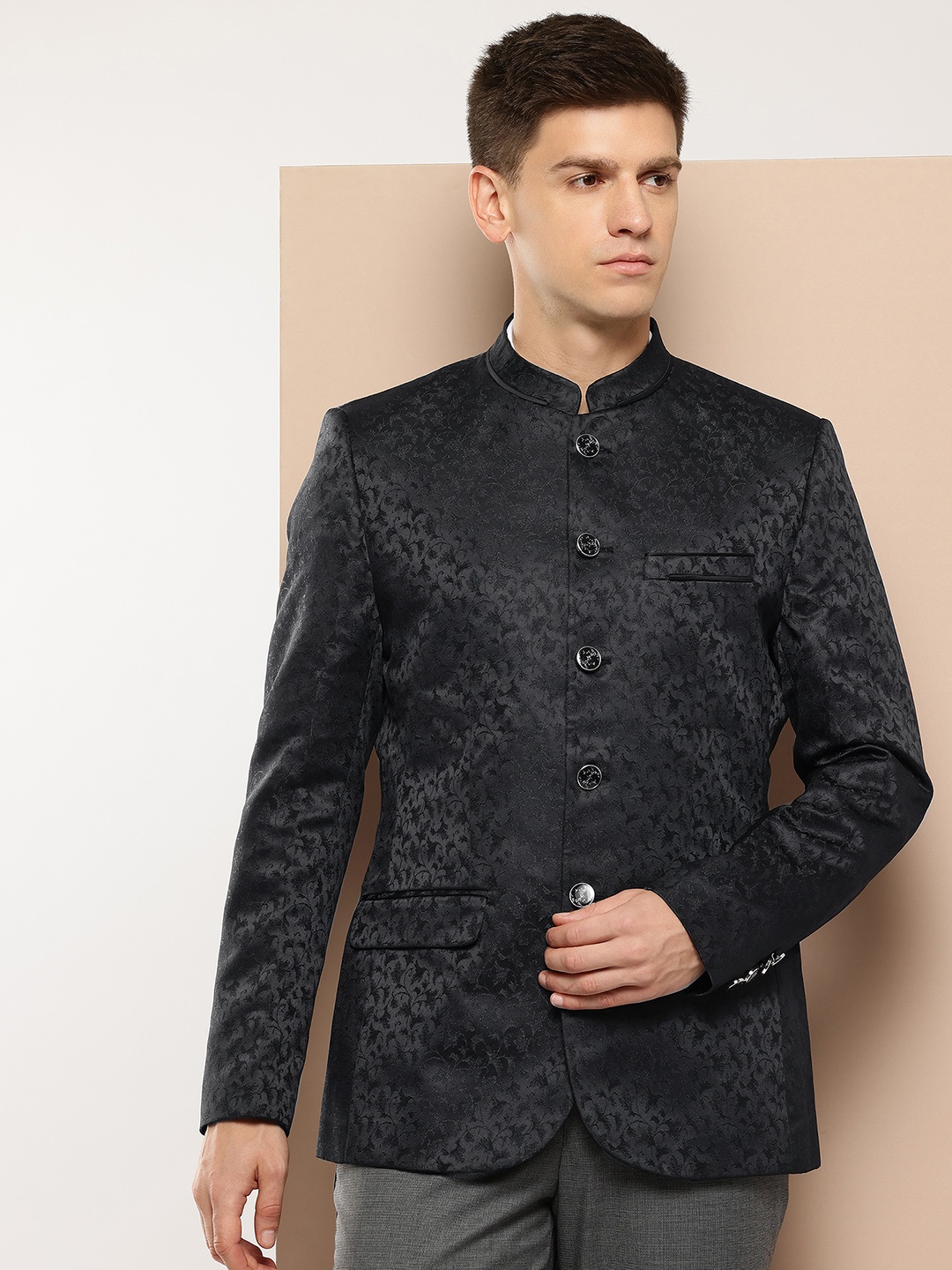 

INVICTUS Floral Woven Design Bandhgala, Black