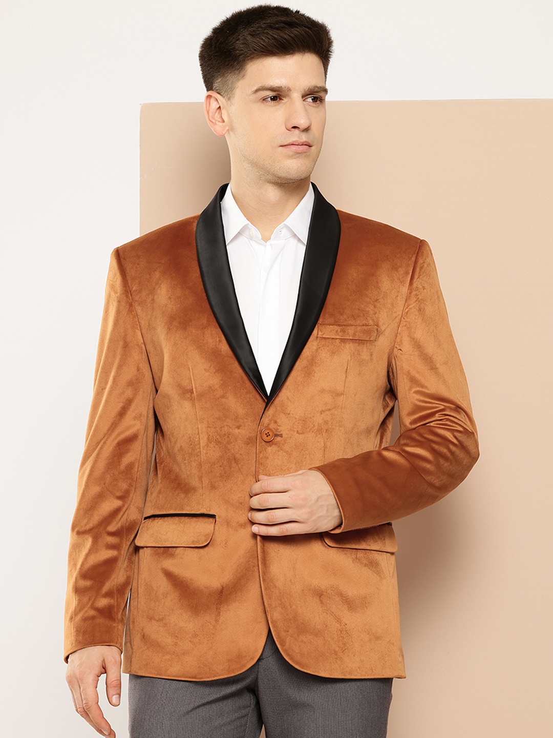 

INVICTUS Velvet Finish Slim Fit Party Blazer, Rust