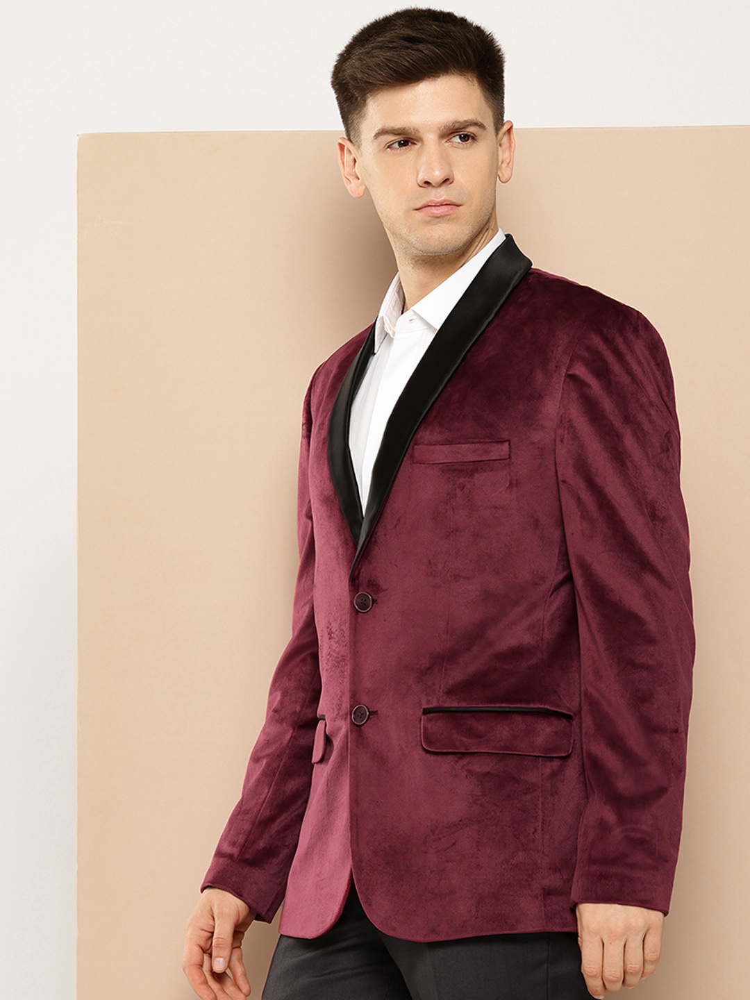 

INVICTUS Velvet Finish Slim Fit Party Blazer, Maroon