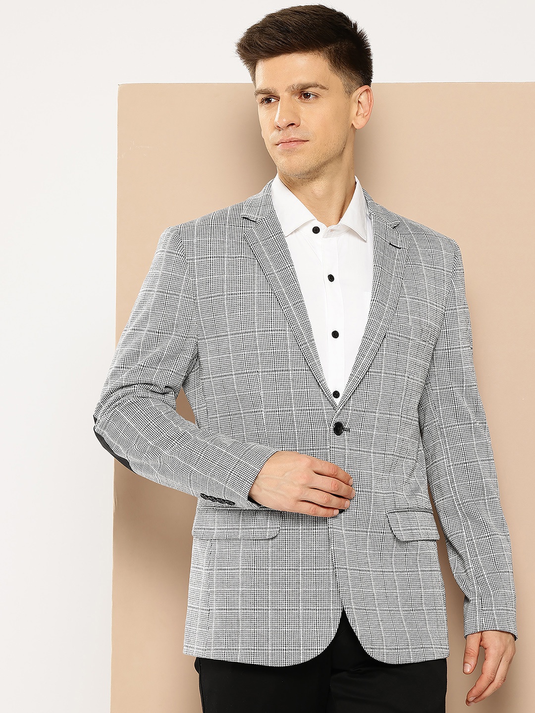 

INVICTUS Notched Lapel Checked Slim Fit Blazer, Black