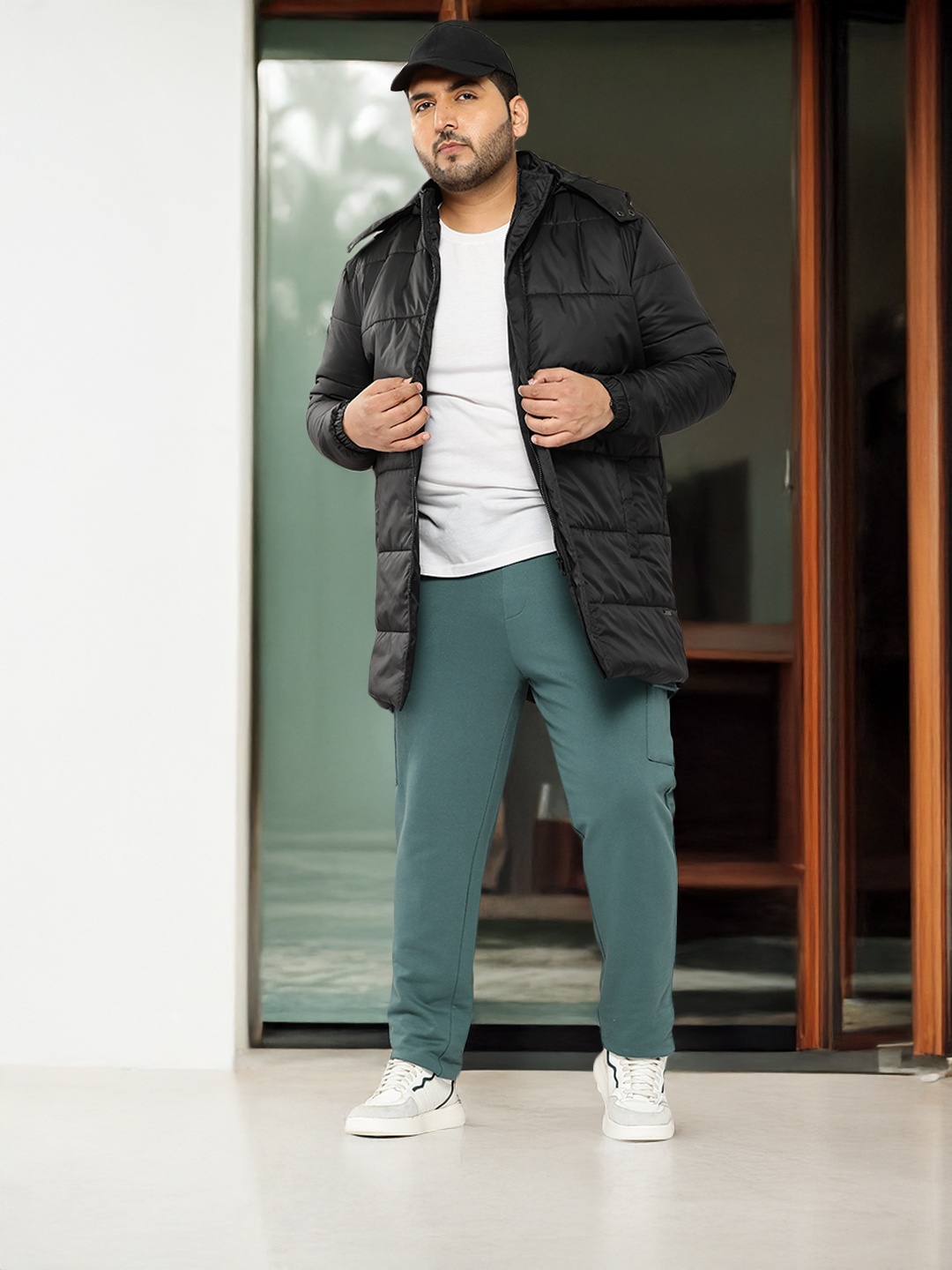 

Sztori Plus Size Longline Padded Jacket with Detachable Hood, Black