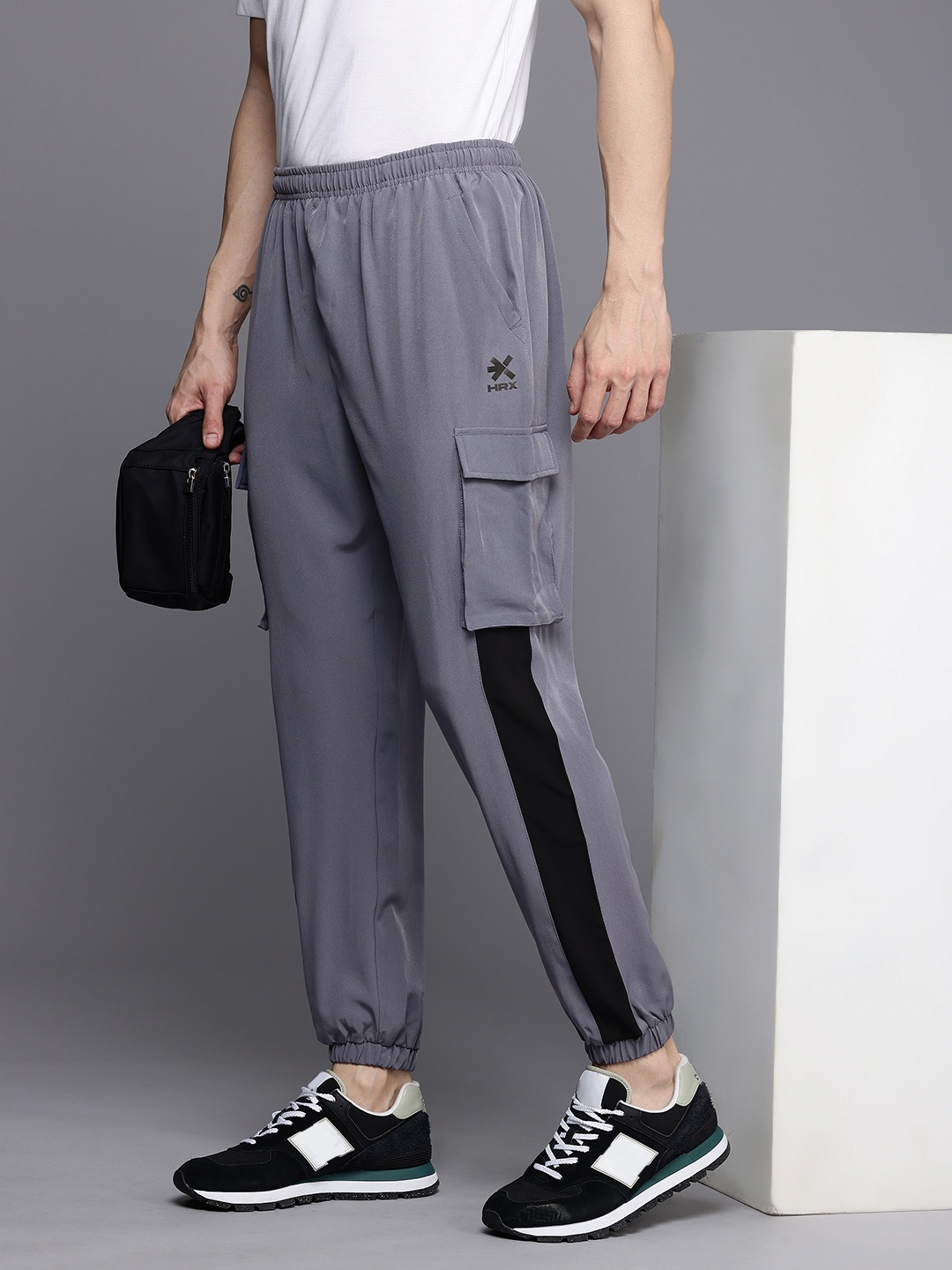 HRX by Hrithik Roshan Men Olympic-Collection Lifestyle Joggers, Grey