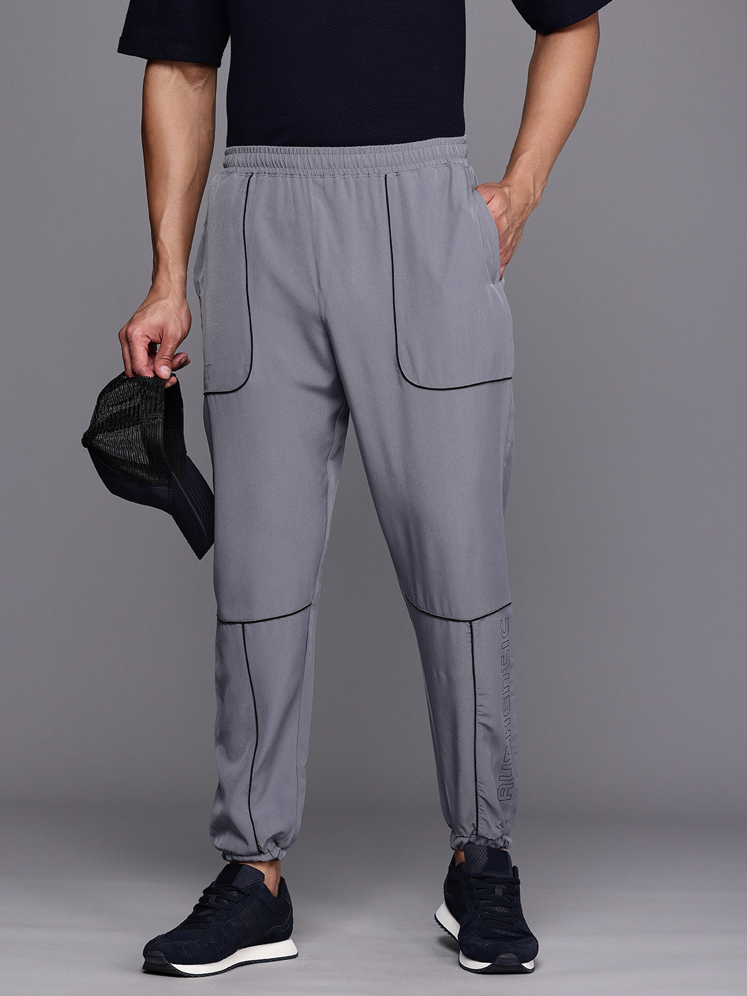 

HRX by Hrithik Roshan Men Olympic-Collection Relaxed Fit Lifestyle Joggers, Grey