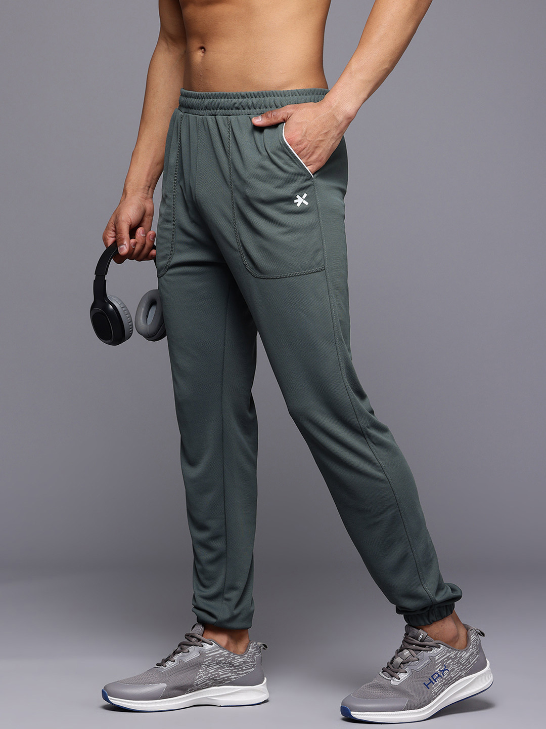 

HRX by Hrithik Roshan Men Rapid-Dry Training Joggers, Grey