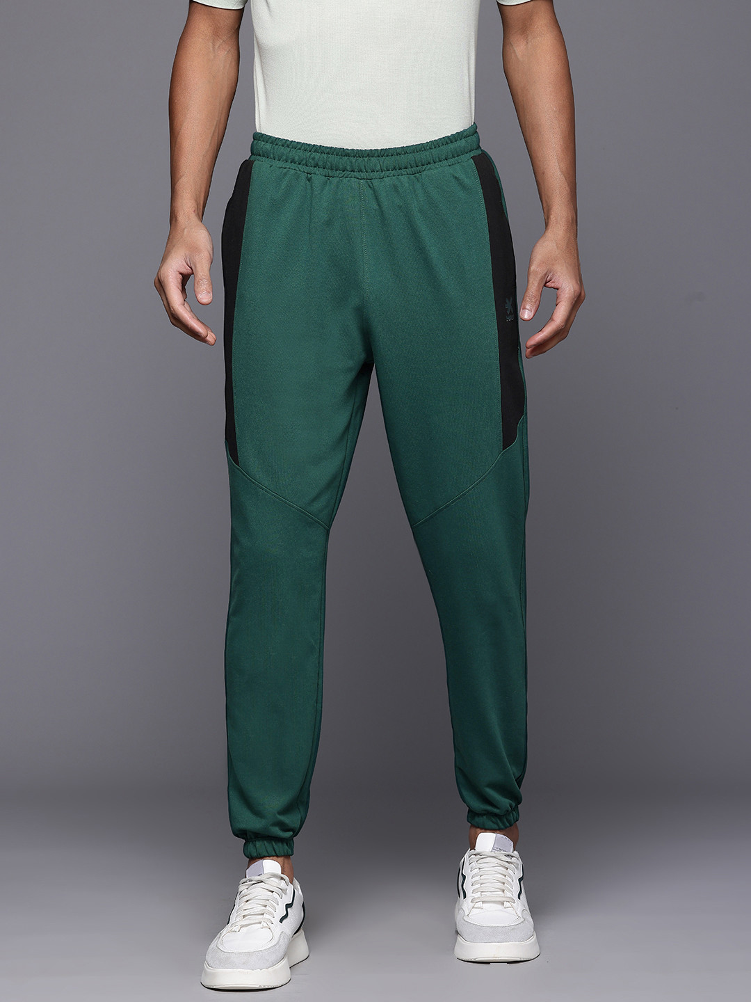 

HRX by Hrithik Roshan Men Lifestyle Joggers, Green
