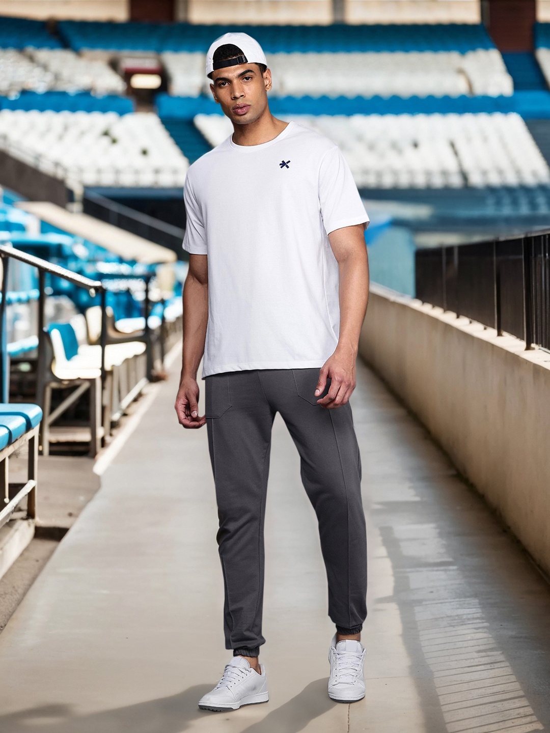

HRX by Hrithik Roshan Brand Logo Printed T-shirt, White