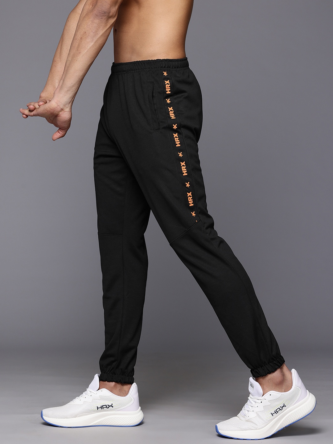 

HRX by Hrithik Roshan Men Rapid-Dry Training Joggers, Black