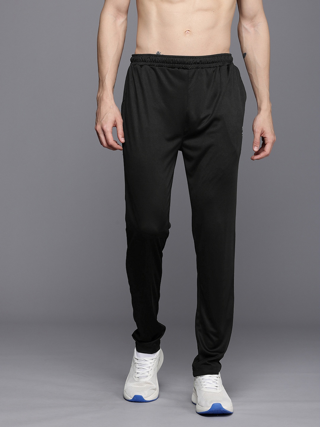 

HRX by Hrithik Roshan Men Antimicrobial Finish Running Running Track Pants, Black