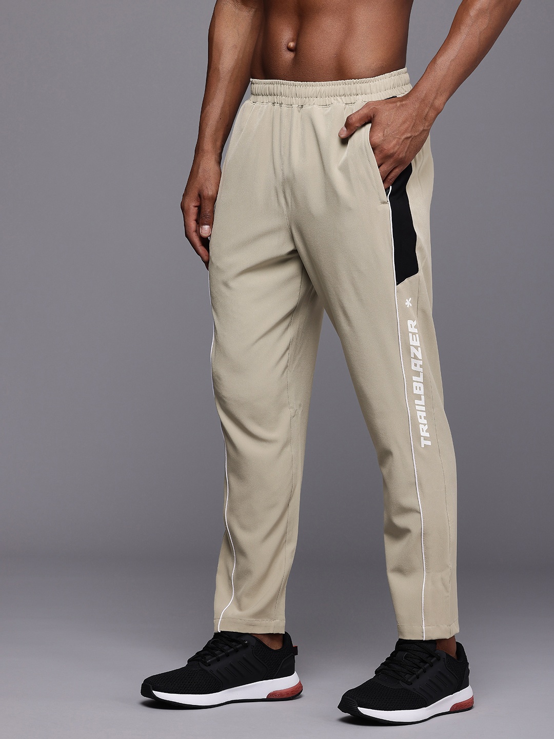 

HRX by Hrithik Roshan Men Printed Detail Rapid-Dry Running Track Pants, Beige