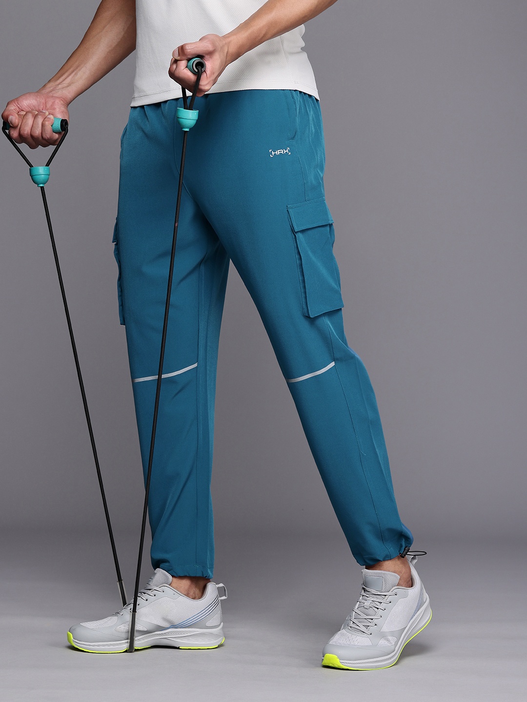 

HRX by Hrithik Roshan Men Rapid Dry & Antimicrobial Finish Training Joggers, Teal