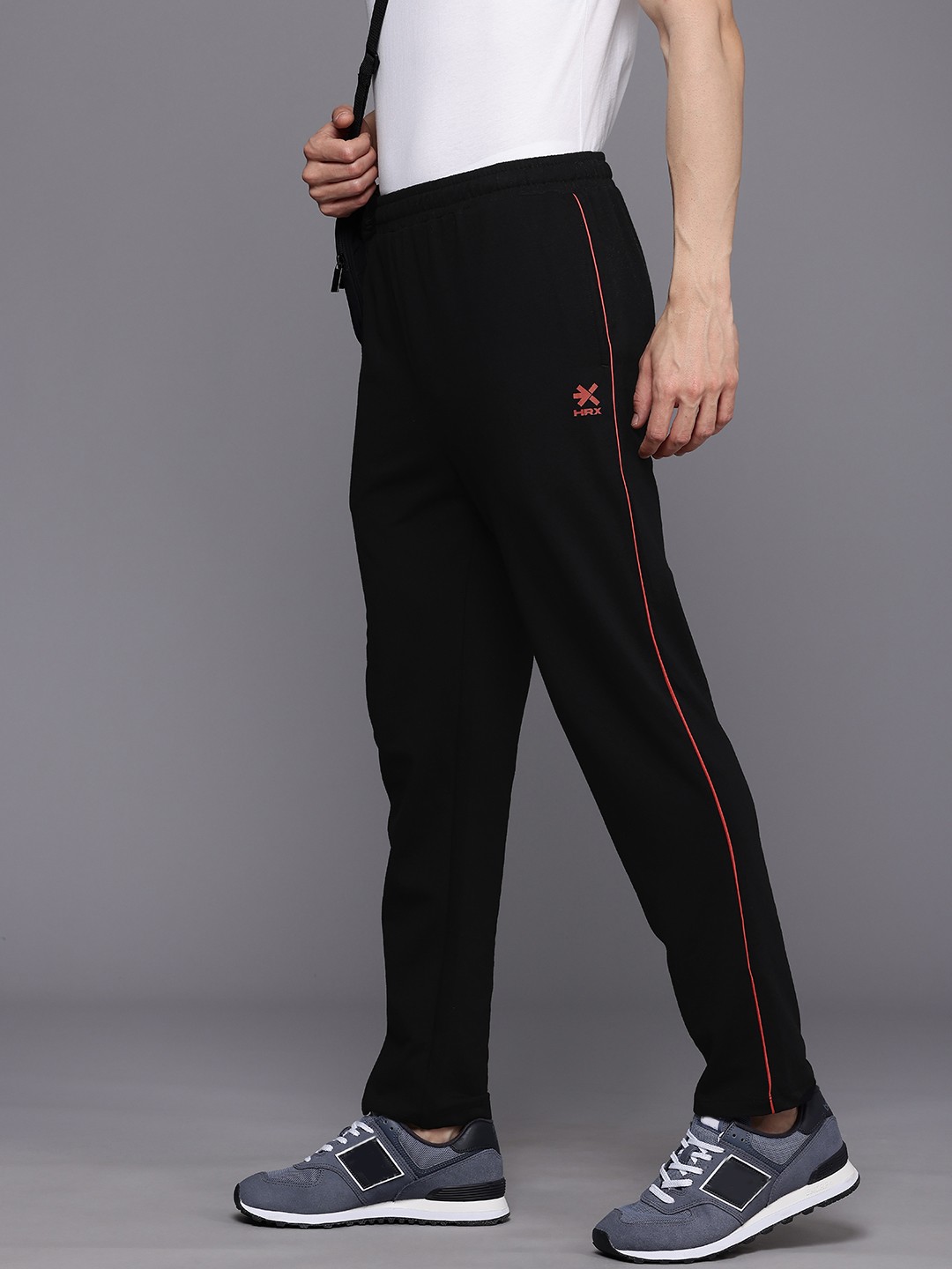 

HRX by Hrithik Roshan Men Olympic Collection Regular Fit Track Pants, Black