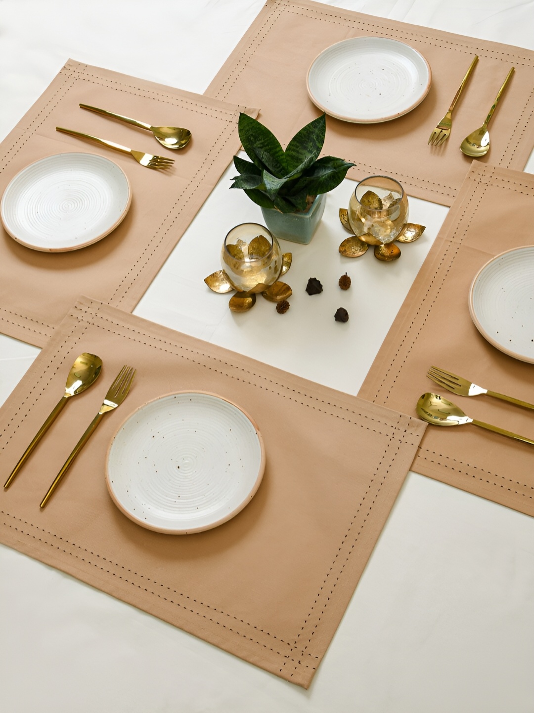 

Ratan Cart 6-Pcs Beige Cotton Table Placemats