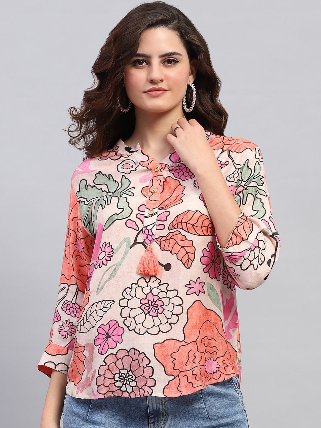 

Monte Carlo Floral Printed Mandarin Collar Satin Top, Pink