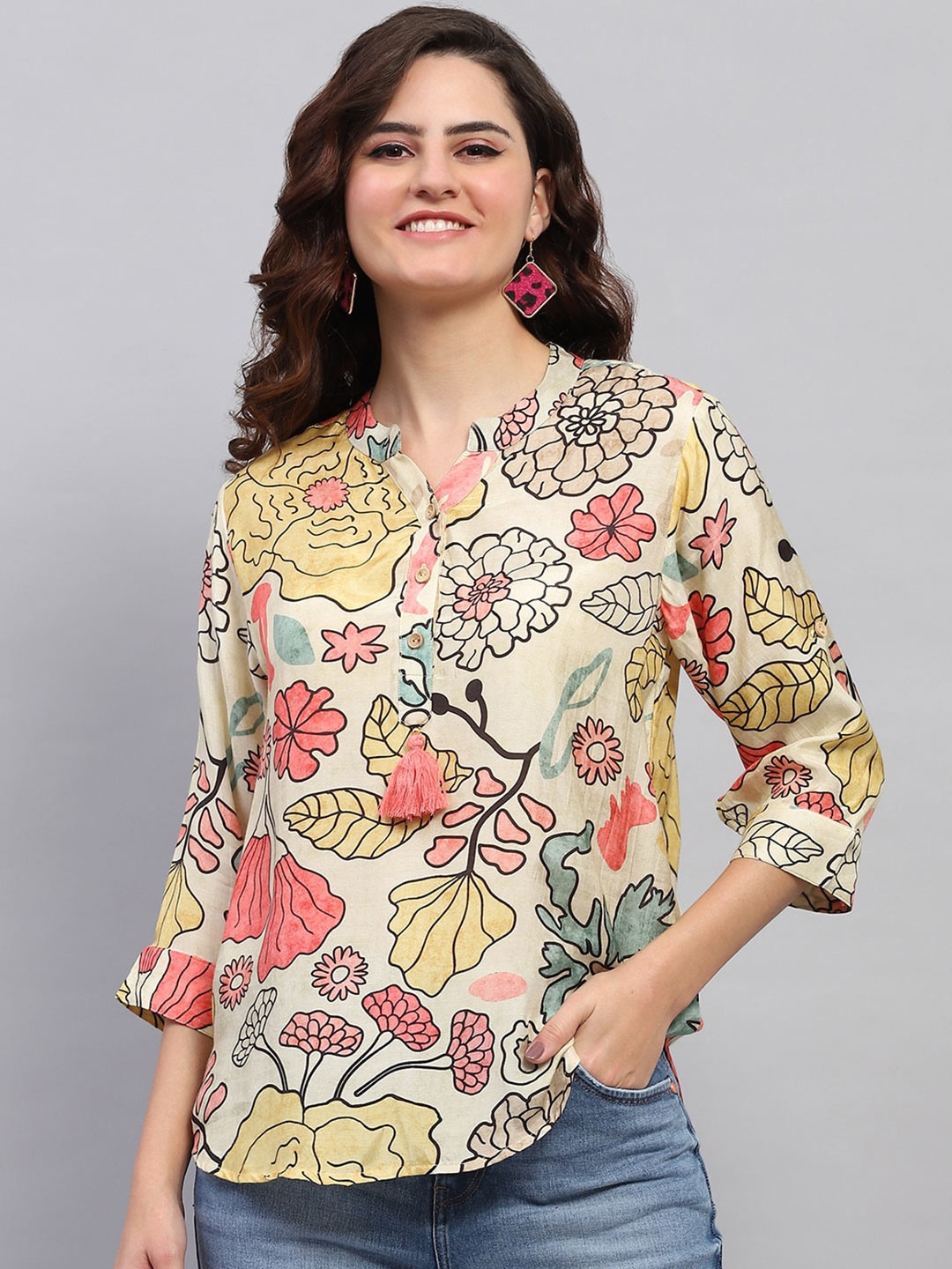 

Monte Carlo Floral Print Mandarin Collar Three-Quarter Sleeves Top, Beige