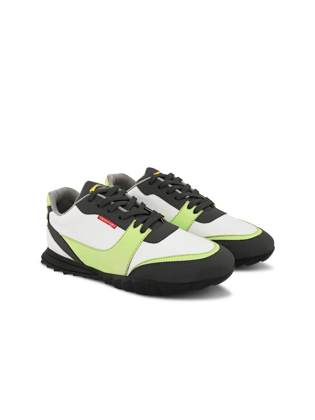 

Slazenger Men Colourblocked Comfort Insole Lace-Up Sneakers, Black