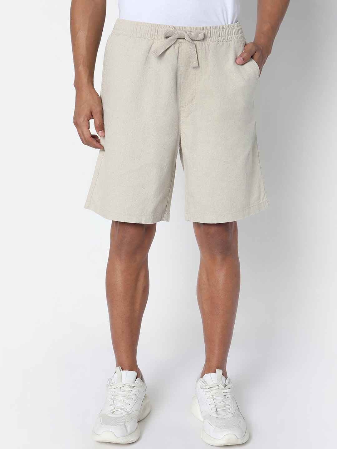 

R&B Men Mid-Rise Cotton Shorts, Beige