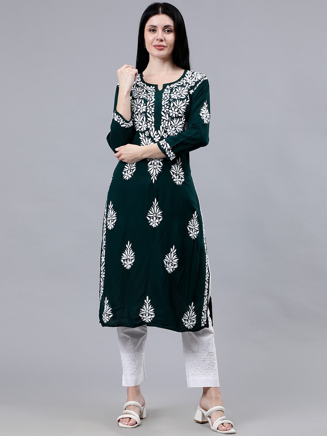 

Seva Chikan Ethnic Motifs Embroidered Lucknowi Chikankari Kurta, Green