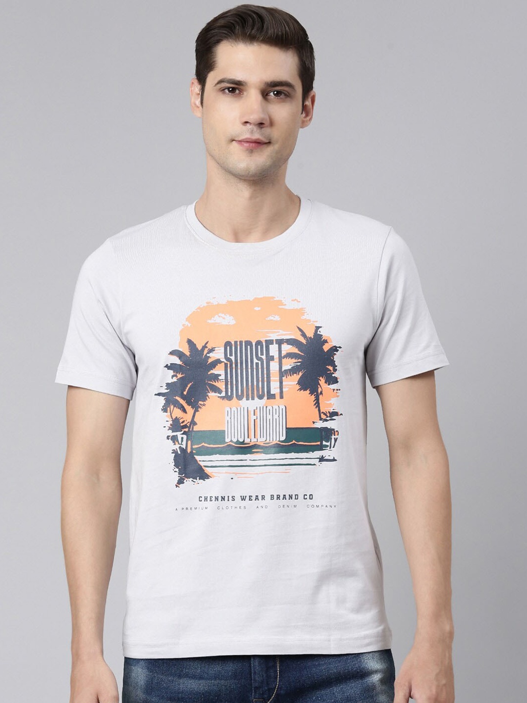 Chennis Graphic Printed Round Neck Slim Fit Cotton T-shirt, Lavender