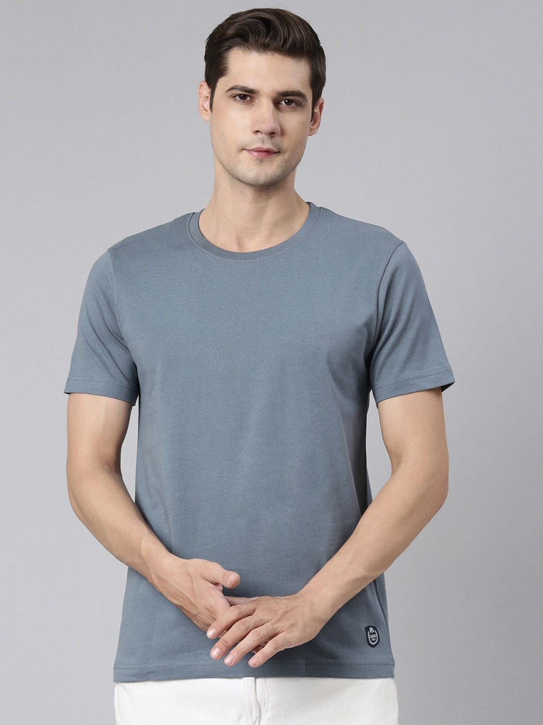 

Chennis Blue Cotton Round Neck Short Sleeves Slim Fit Casual T-shirt